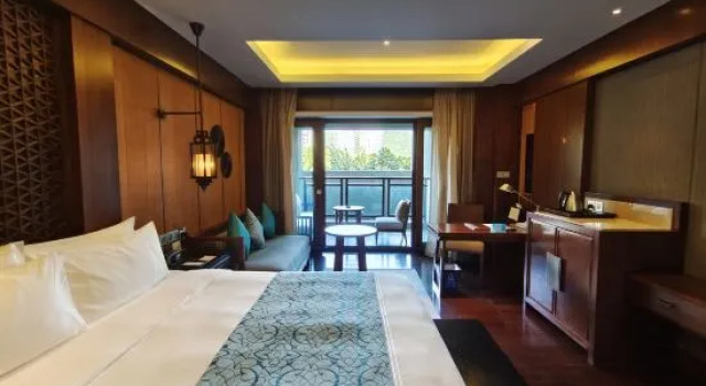 Номер Superior с красивым видом из окна Sanya LUHUITOU Resort & Spa