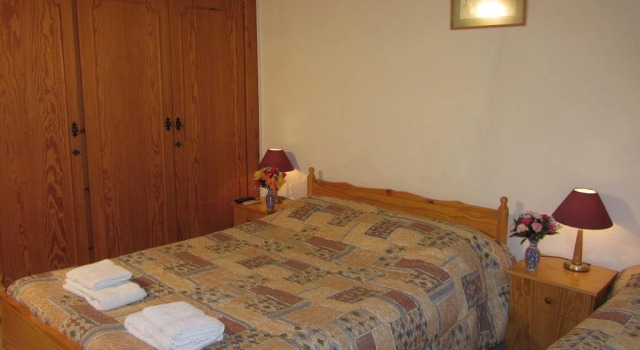Abraham's House, Book Hotel Hoteller i Tochni med pool, Swimmingpool