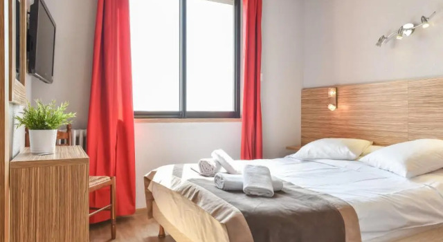 Трёхместный номер Standard Logis Mar I Sol - Hôtel Restaurant en bord de Mer