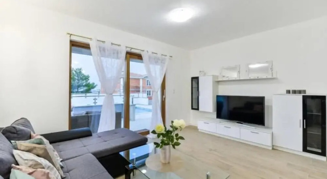 Villa Magy, Забронировать Вилла Бизнес-отели Затона, 4* 5*