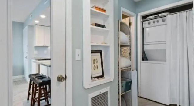 Beach Bliss 1 Bedroom Condo by RedAwning, Book Villa Carolina Beach Wilmington
