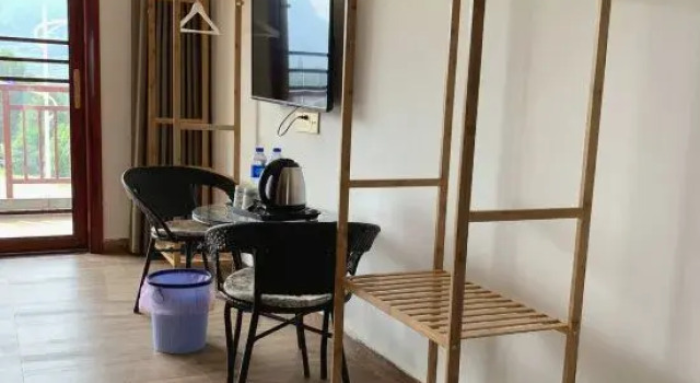 A Rest in Xinchang