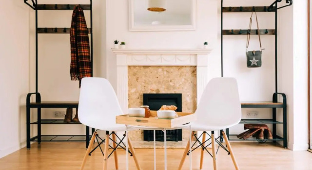 Devon Digs - Exeter- Contractors-Keyworkers- Business- Holidays Weekends breaks Sleeps 8