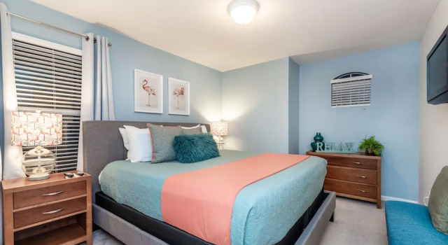 Spacious Home W/private Pool/spa & Free Waterpark!