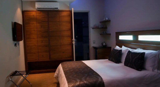 Hudson House, Buchen Sie Hotel Hotels in Tshwane mit Parkplatz, Parkplätze