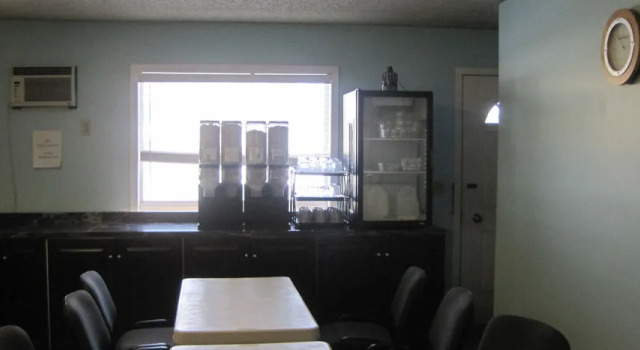 Stars Inn & Suites Building B, Boek Hotel Hotels in Edmonton met ontbijt, Ontbijt