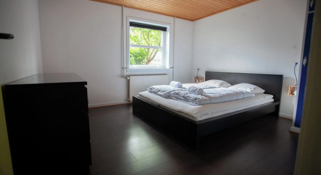 Lovely 2- Bedroom Apartment In Central Tórshavn
