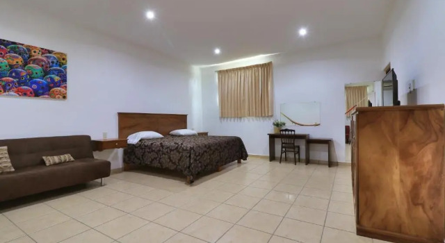 Полулюкс Deluxe Hotel Casa Pridda