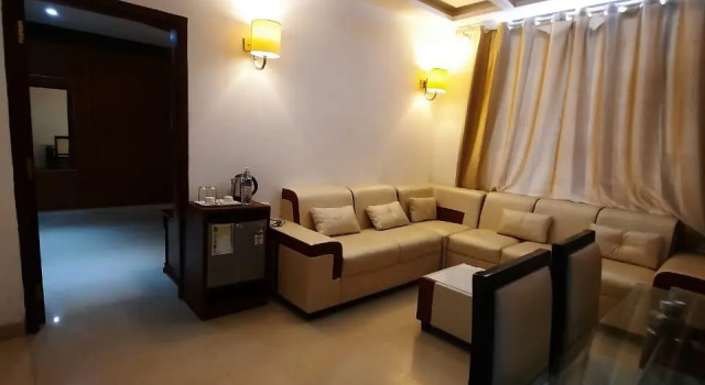 Полулюкс Hotel SS Palace , Rameswaram