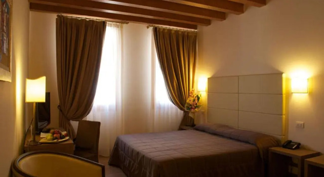 Полулюкс Comfort UNAHOTELS Eco Hotel Villa Costanza Venezia