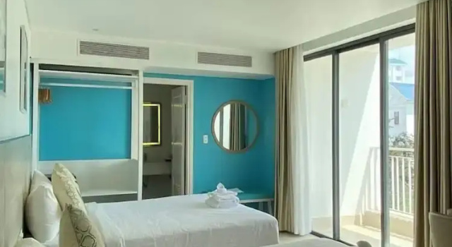 Номер Standard с балконом и с частичным видом на море Haya Hotel Phu Quoc, Trademark Collection by Wyndham