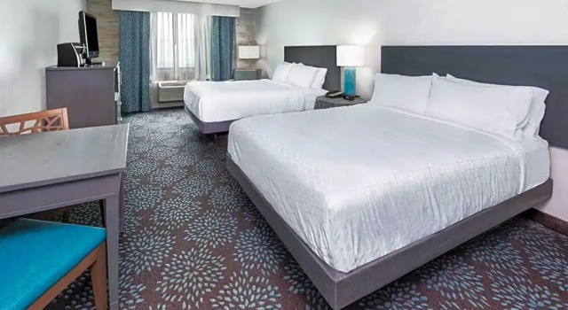 Номер Standard с видом на бассейн Holiday Inn Resort South Padre Island - Beach Front by IHG