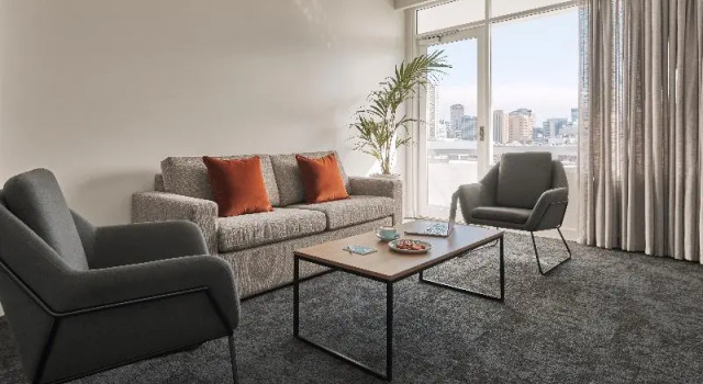 Полулюкс Hotel Alba Adelaide