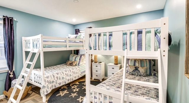 Old Orchard Beach Home: Steps to Beach & Pier!, Buchen Sie Hotel Old Orchard Beach 