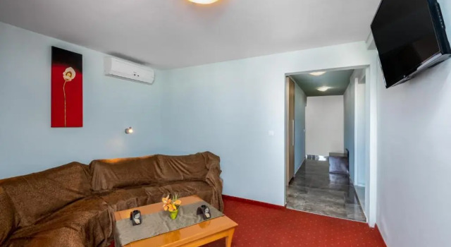 Люкс Comfort Hotel Apartments
