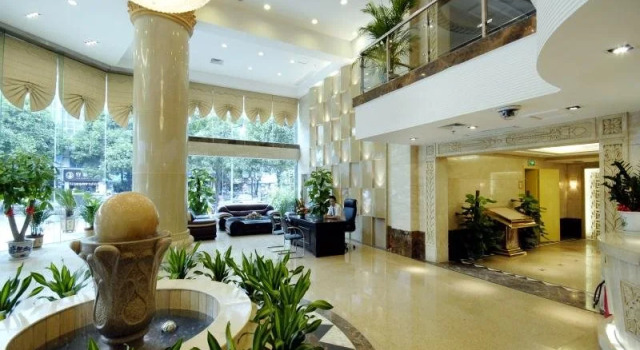Golden Guangda Hotel, Book Hotel Mawei 