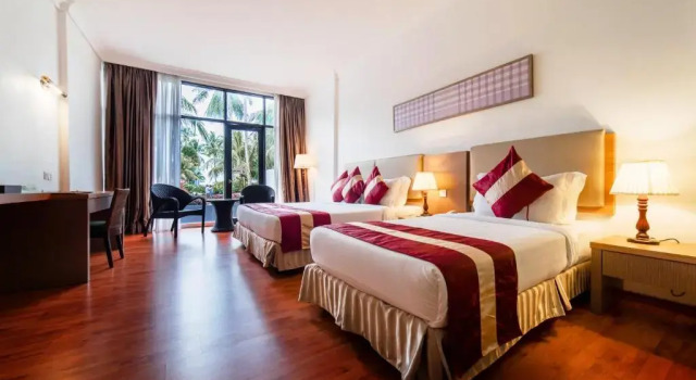 Двухместный номер Deluxe Tunamaya Beach & Spa Resort- Desaru