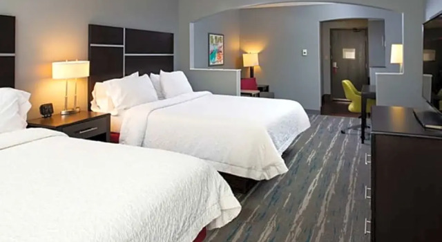 Шестиместный люкс с 2 комнатами Hampton Inn Glenwood Springs