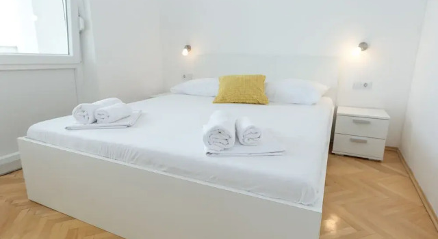 Apartments by the Sea Semy