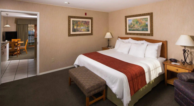 Lakeside Lodge and Suites, Book Hotel Chelan Washington (state)