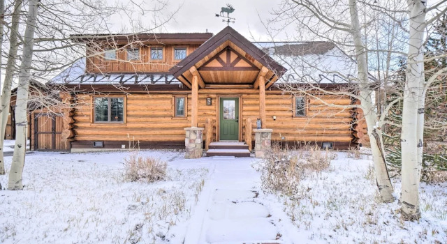 Mountain Views & Fire Pit: Granby Retreat!, Забронировать Отель Отели Грэнби 3 звезды, рядом с Гольф-клуб Grand Elk, 3*