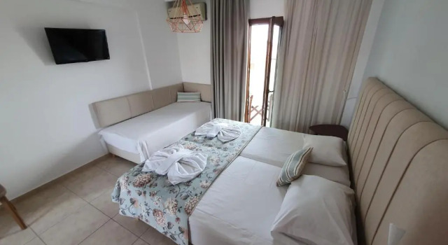 Трёхместный номер Superior Evripidis Hotel