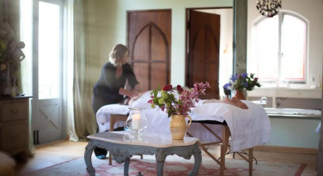 Двухместный номер Deluxe с балконом и с видом на море The French Country House, Tauranga