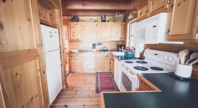 Коттедж с 2 комнатами Metolius Cabin 2