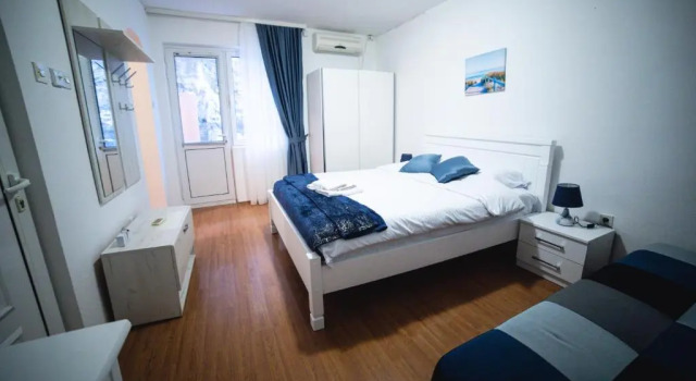 For-A Apartmani, Book Hotel 3-stjernede hoteller i Budva, 3*
