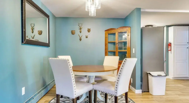 Conveniently Located Old Forge Condo Near Downtown, Boek Hotel Old Forge 