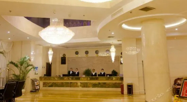 Century Stars Hotel