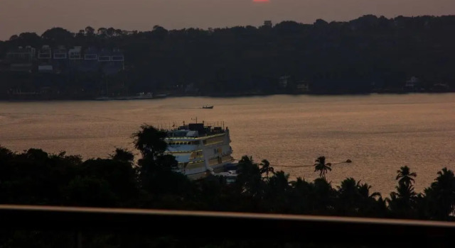 ROSASTAYS North Goa Rosa Kuber Mandovi, Забронировать Отель Альто-де-Порворим Северный Гоа