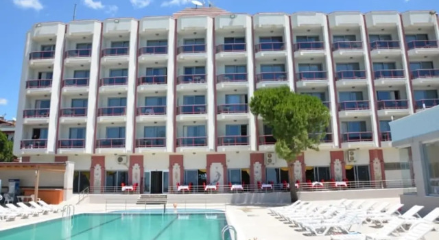 Oge 2000 Hotel, Prenota Hotel Hotel a Edremit con piscina, Piscina