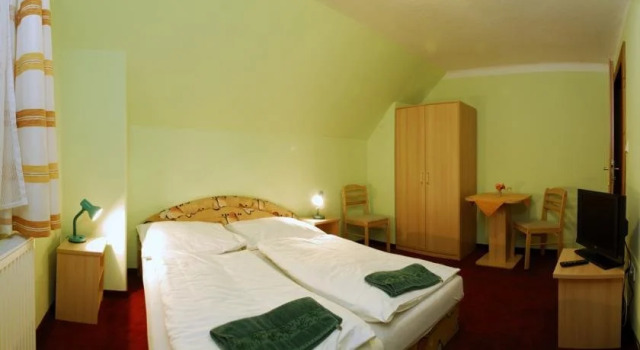 Astoria Inn, Забронировать Отель Отели Шпиндлерув-Млин 3 звезды, рядом с Горнолыжный подъемник Святой Петр-TS2, 3*