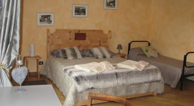 Maison Besenval, Забронировать Отель Аоста Пила, рядом с Aosta-Les Fleurs