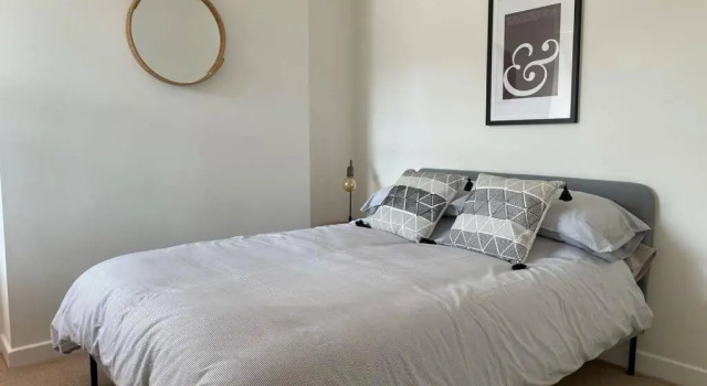 Apartment with stunning views of Menai Strait., Забронировать Апартаменты/квартира Бангор (Уэльс) Сноудония, рядом с Церковь Святого Тисилио