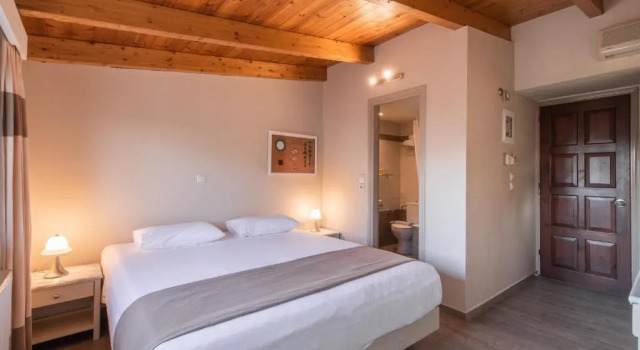 Двухместный номер Standard Yria Hotel
