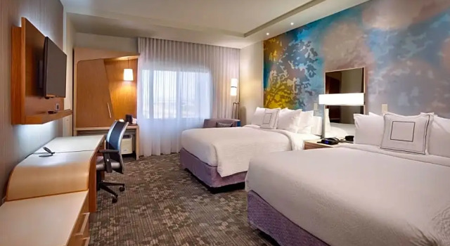 Номер Executive Courtyard by Marriott Phoenix Mesa Gateway Airport