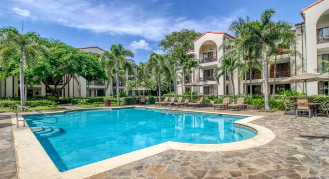 Pacifico Townhouse 102