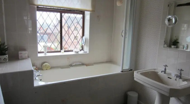 Tudor House Luxury B&B, Book Bed and Breakfast Leominster 