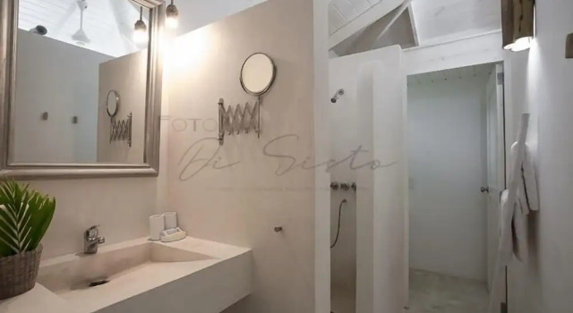 Трёхместный номер Superior с 2 комнатами с видом на бассейн Mahona Boutique Hotel