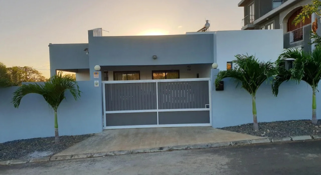 Villa With 4 Bedrooms in Albion, With Wonderful sea View, Private Pool, Furnished Terrace, Boek Villa Albion Mauritius West Coast