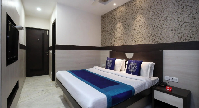 OYO 9816 Hotel Neelkanth