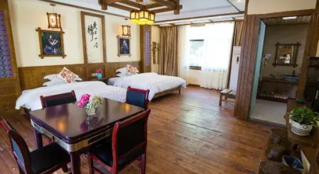 Люкс Deluxe Zhangjiajie Yishanju Chinese Inn (Wulingyuan East Gate)