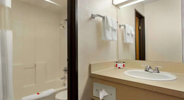 Номер Standard Howard Johnson by Wyndham Billings