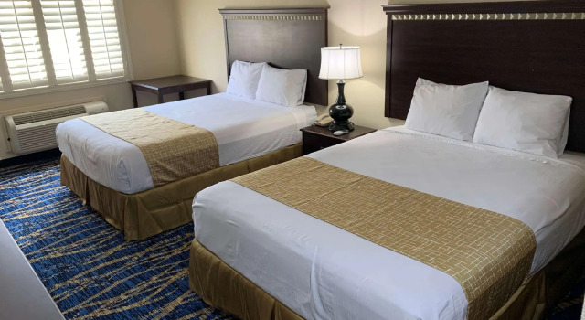 Четырёхместный люкс Travelodge by Wyndham Odessa