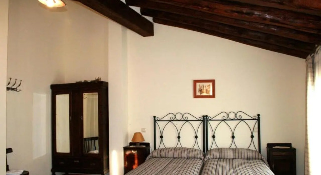 Коттедж с 4 комнатами Las casas de Yagüe, Ayllón
