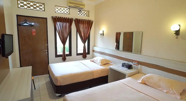 Deluxe room Patria Plaza Hotel