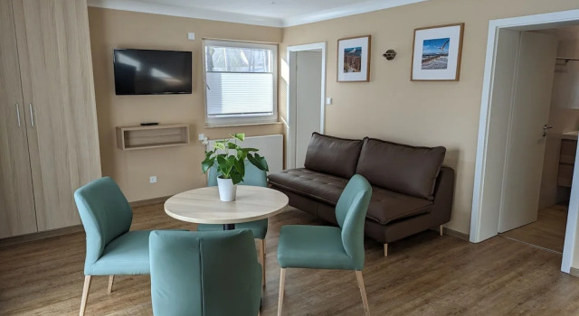 Семейные апартаменты с балконом Hotel Karls Burg