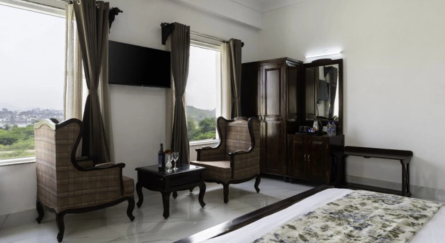 Revaas Hotel, Забронировать Отель Отели штата Раджастхана с бассейном, Бассейн